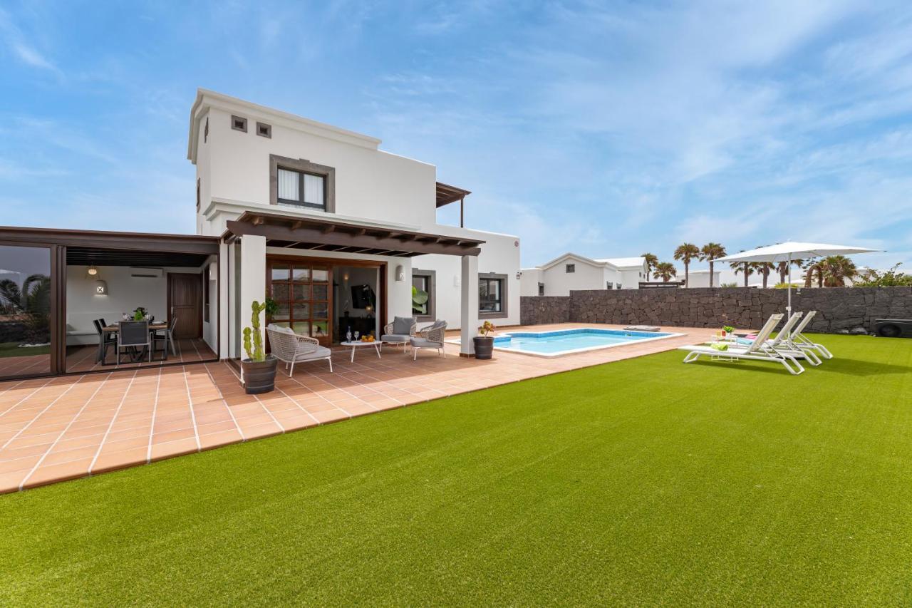 Lanzarote Villa Zafiro Game Room 16 بلايا بلانكا المظهر الخارجي الصورة